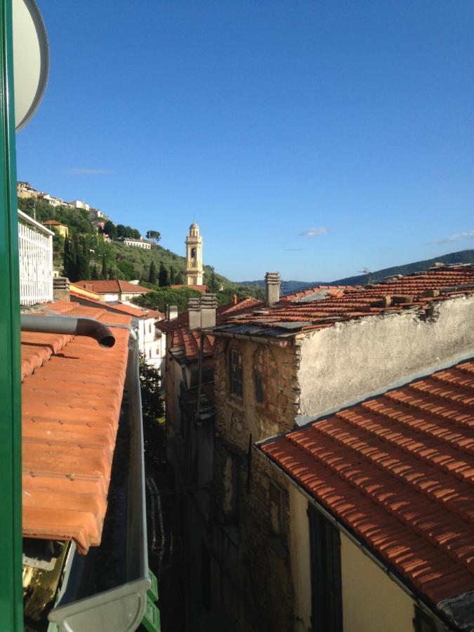 Vacanza Tra Gli Ulivi Chiusanico Exterior foto