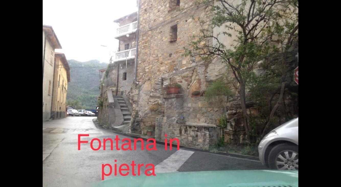 Vacanza Tra Gli Ulivi Chiusanico Exterior foto